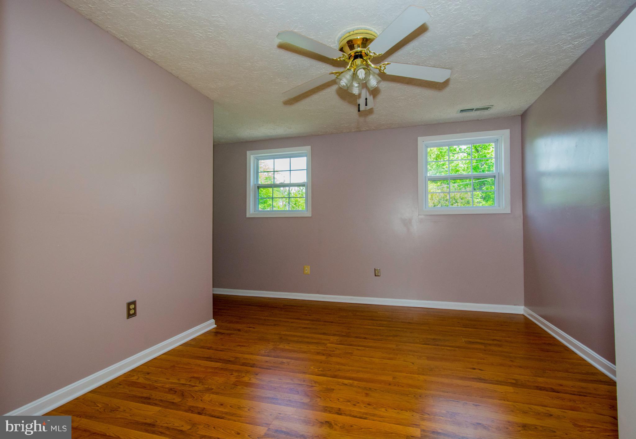 107 Ridge Avenue Baltimore, MD 21227 - Photo 16 of 33 Bedroom 2