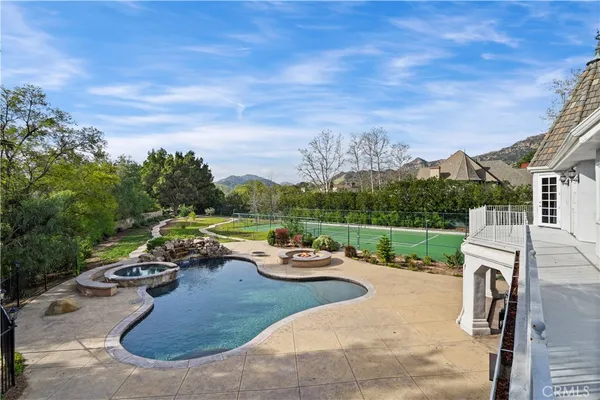 $5,750,000 | 22510 La Quilla Drive, Chatsworth, CA 91311