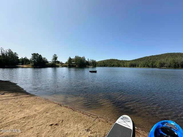 $675,000 | 11 Bear Country Road, Stony Creek, NY 12878