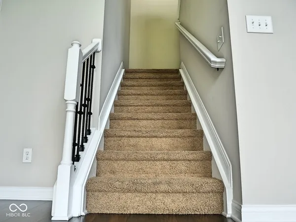 $2,400 | 11504 Grassy Court, Unit 100, Fishers, IN 46037