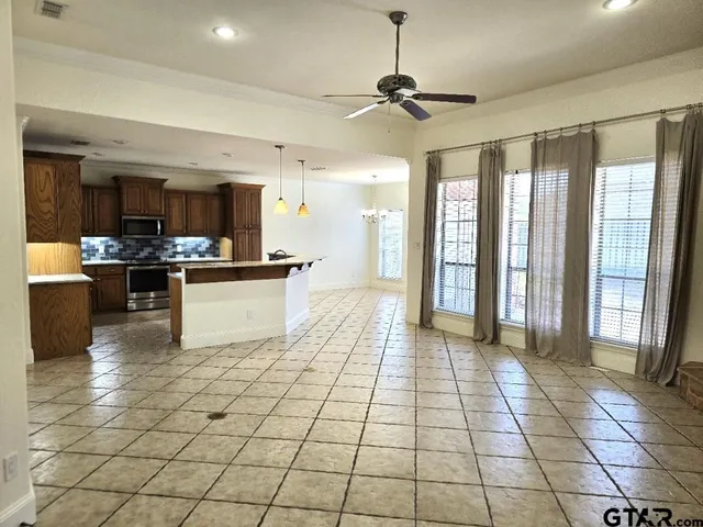 $2,500 | 5603 Thomas Nelson Drive, Tyler, TX 75707