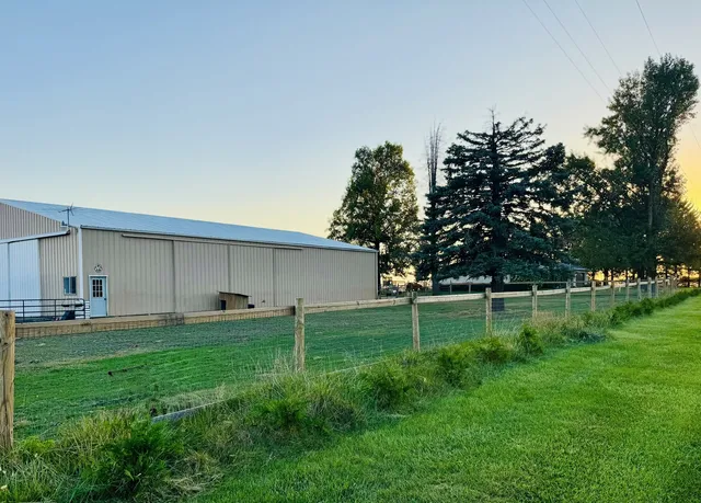 $333,900 | 12944 Ospur Road, Clinton, IL 61727