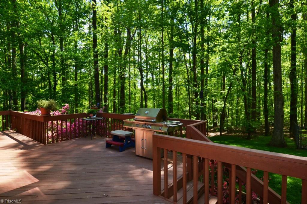 6903 Ridge Haven Road Greensboro, NC 27410 - Photo 21 of 27 Deck