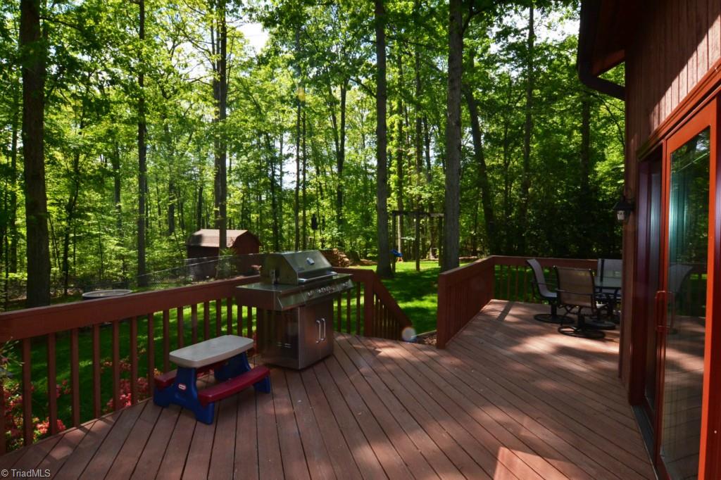6903 Ridge Haven Road Greensboro, NC 27410 - Photo 22 of 27 Deck