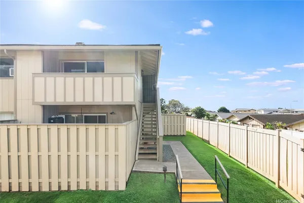 $450,000 | 94-1151 Mopua Loop, Unit L8, Waipahu, HI 96797