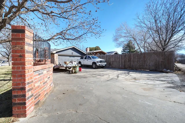 $445,900 | 3700 Huntington Drive, Amarillo, TX 79109