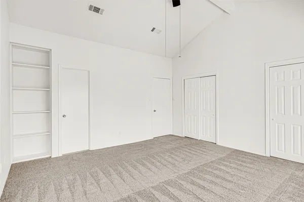 $2,300 | 2022 Lakewood Court, Willis, TX 77318