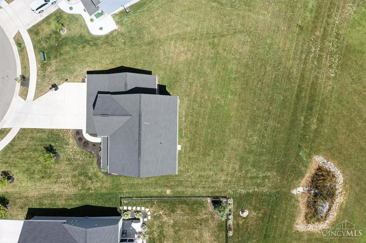 470 Pleasant Rdg Drive Lebanon, OH 45036 - Photo 2 of 46