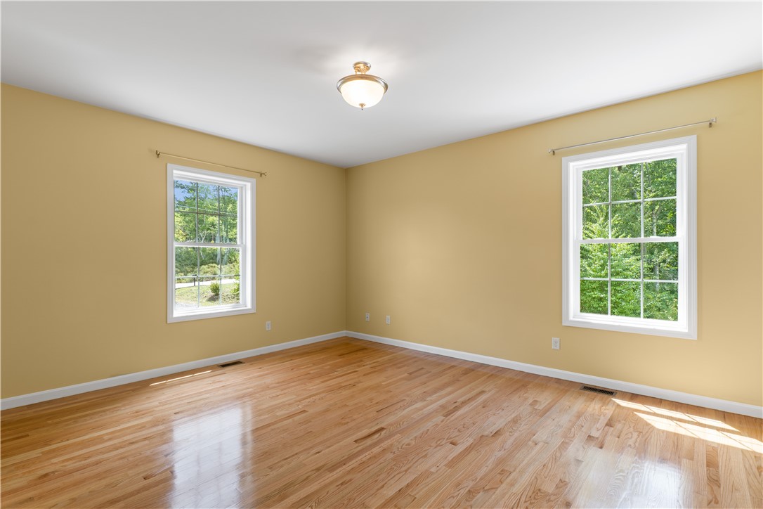30 Beaver Dam Road Glocester, RI 02814 - Photo 18 of 40