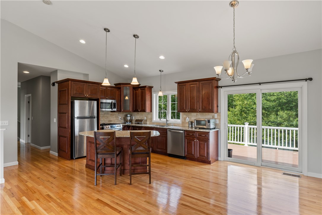 30 Beaver Dam Road Glocester, RI 02814 - Photo 4 of 40