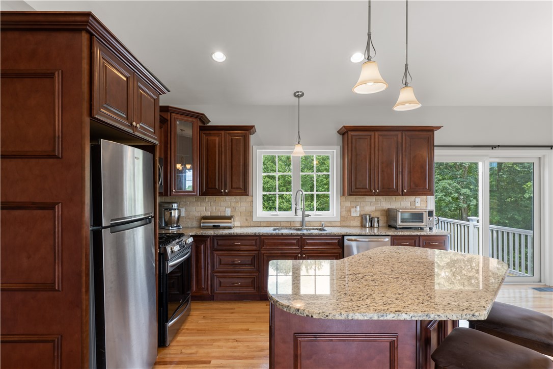 30 Beaver Dam Road Glocester, RI 02814 - Photo 7 of 40