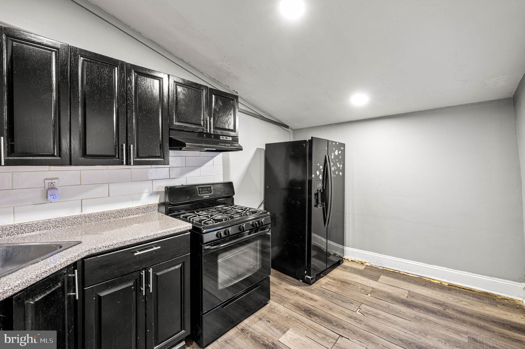 1432 North 4th Street Philadelphia, PA 19122 - Photo 6 of 23