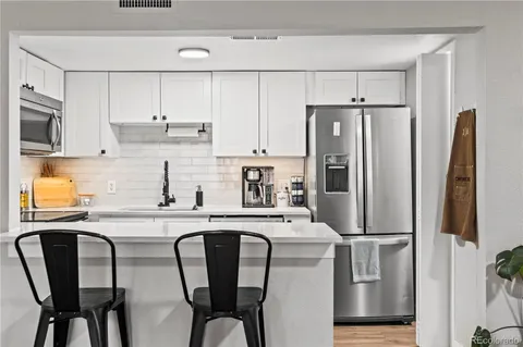 $214,250 | 9725 East Harvard Avenue, Unit 387, Denver, CO 80231
