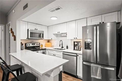 $214,250 | 9725 East Harvard Avenue, Unit 387, Denver, CO 80231