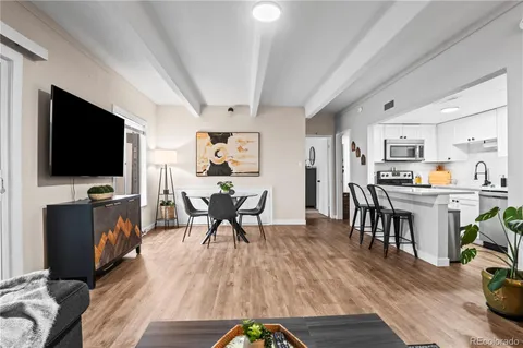 $214,250 | 9725 East Harvard Avenue, Unit 387, Denver, CO 80231