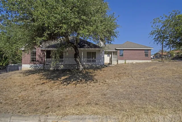 $1,800 | 2016 Castle Gate Circle, San Marcos, TX 78666