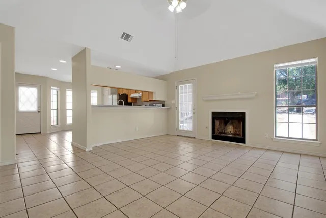 $1,800 | 2016 Castle Gate Circle, San Marcos, TX 78666