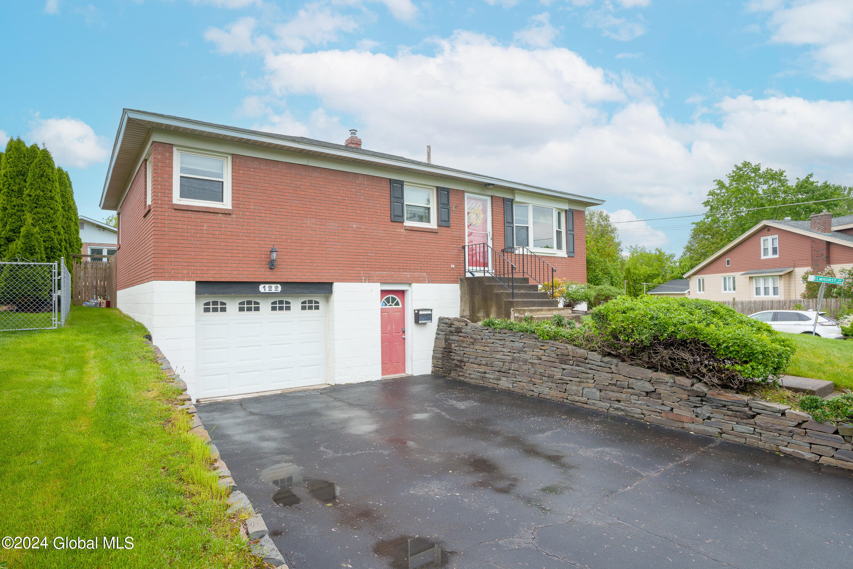 122 Russell Road Albany, NY 12203 - Photo 3 of 39 002-122-Russell-Rd