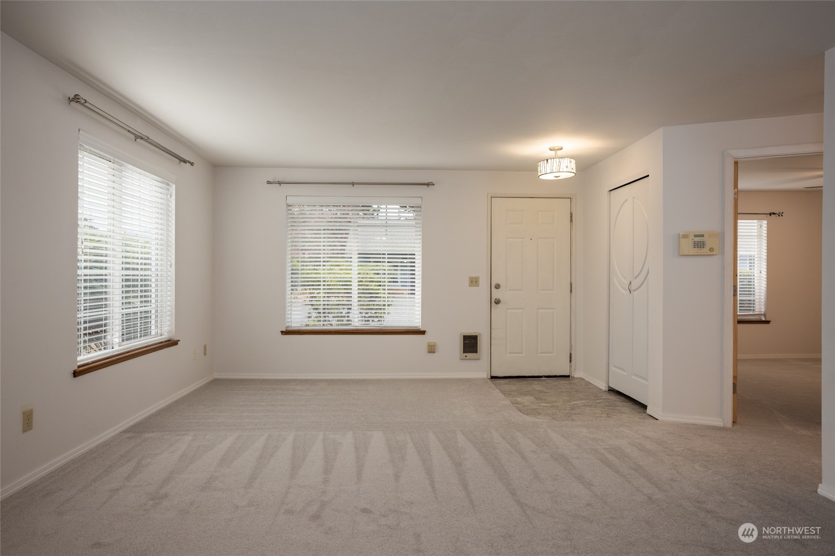803 South Laventure Road, Unit D Mount Vernon, WA 98274 - Photo 3 of 15 Gallery Image 3