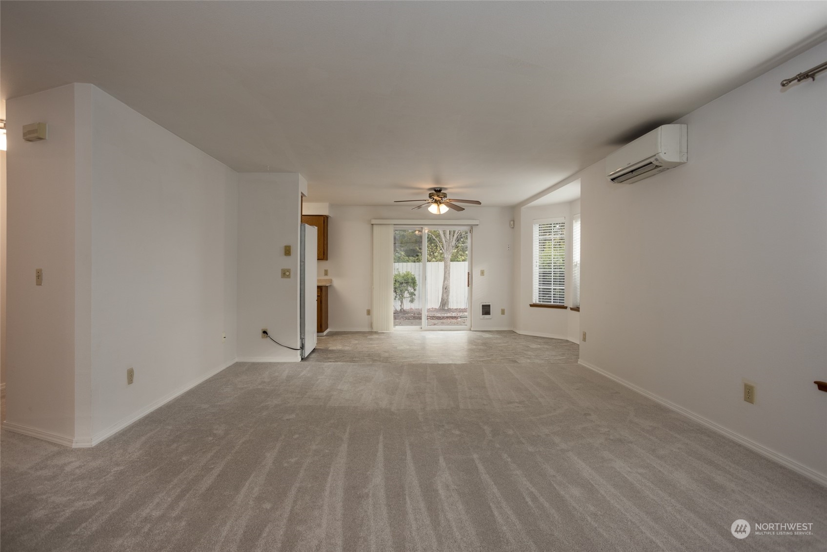 803 South Laventure Road, Unit D Mount Vernon, WA 98274 - Photo 4 of 15 Gallery Image 4