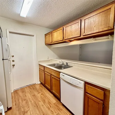 $1,195 | 405-407 Burlwood Court, Round Rock, TX 78664