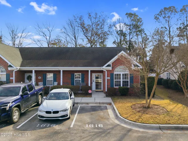 $275,000 | 1616 Honeybee Lane, Wilmington, NC 28412