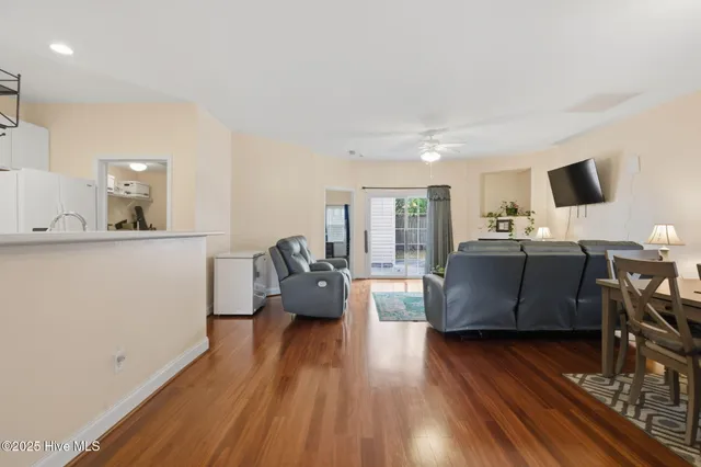 $275,000 | 1616 Honeybee Lane, Wilmington, NC 28412