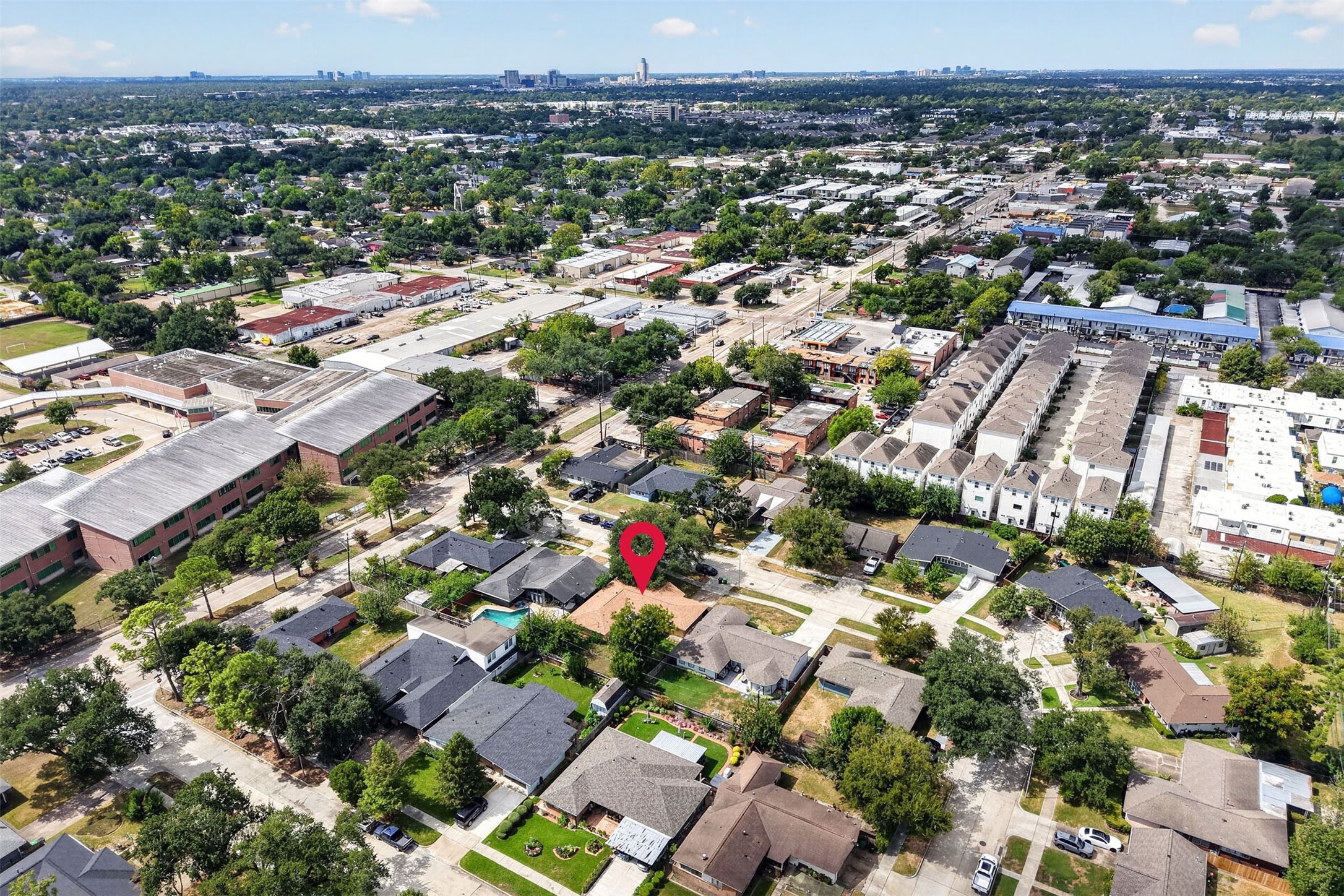 2110 Ridgemore Drive Houston, TX 77055 - Photo 37 of 39 Gallery Image 37