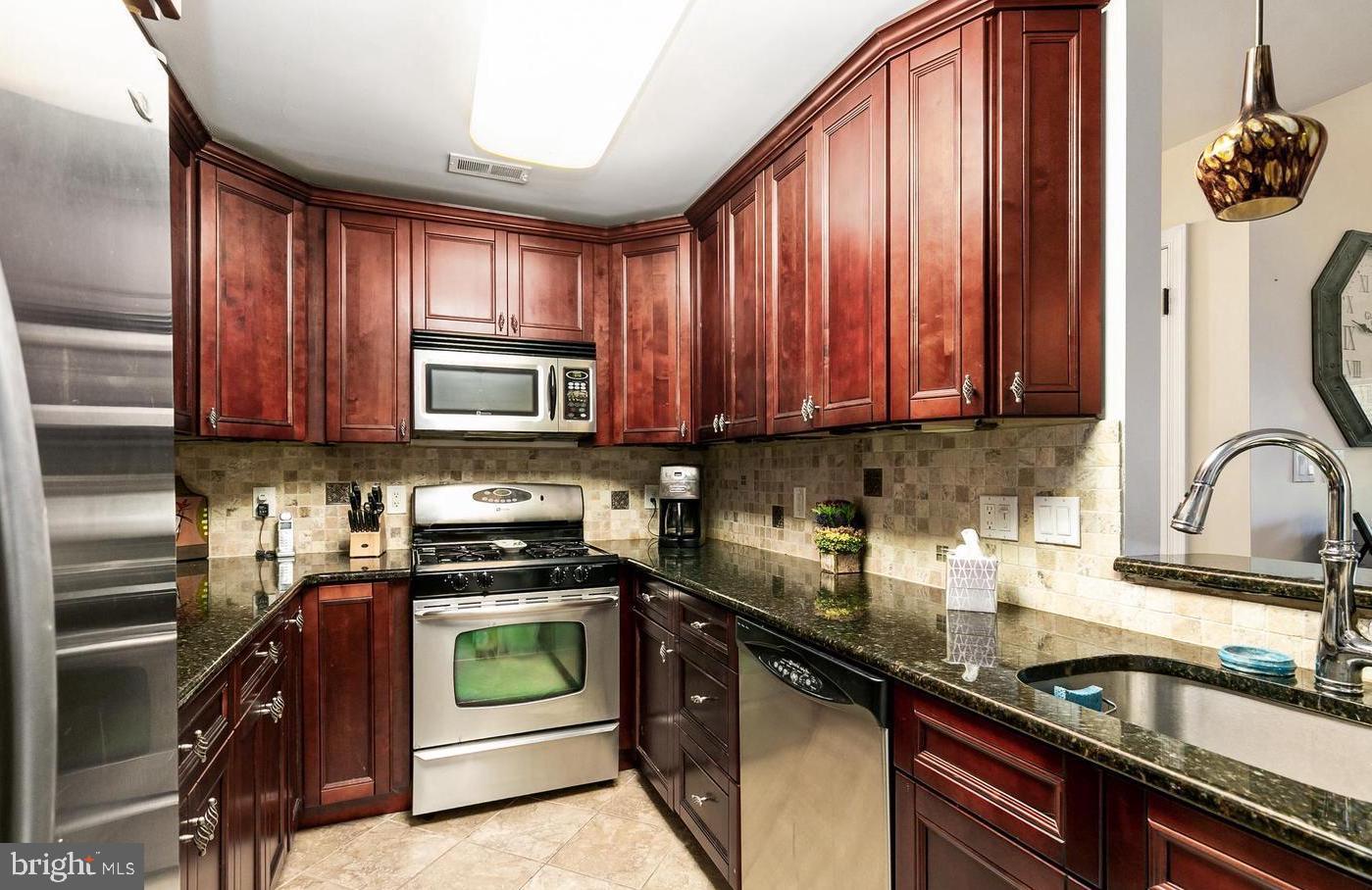 702 Quail Road Marlton, NJ 08053 - Photo 4 of 13