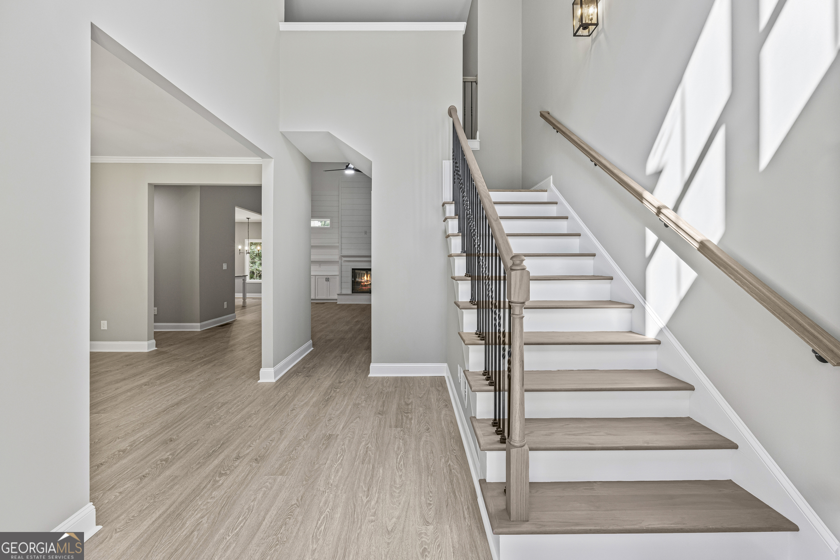 119 Gordon Road Commerce, GA 30530 - Photo 4 of 40 a view of entryway and hall with wooden floor
