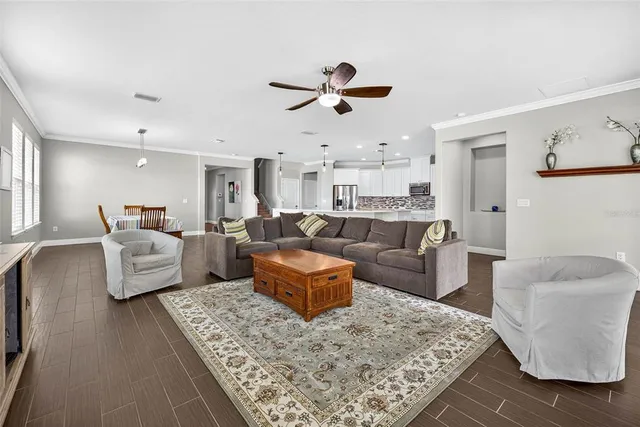 a en suite bathroom with a sink and a mirror