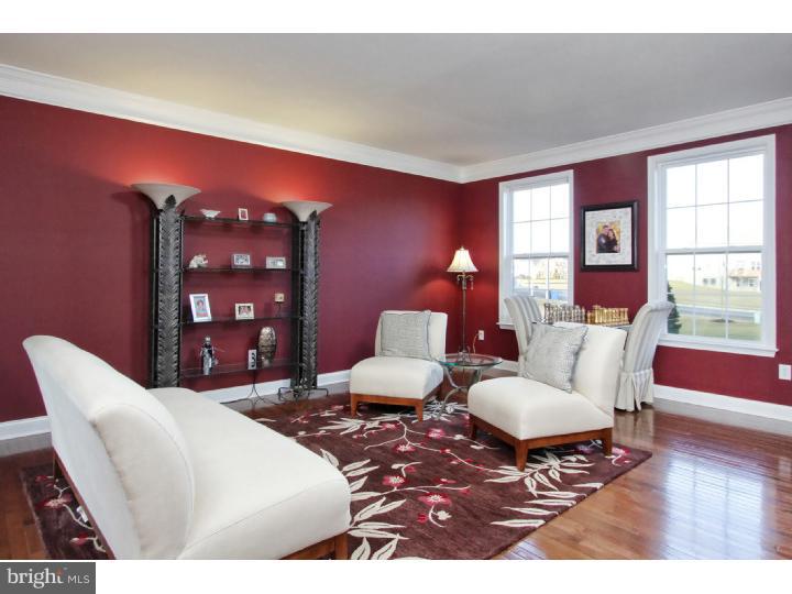 785 Chelsea Glenn Road Clarksboro, NJ 08020 - Photo 13 of 24 Living Room