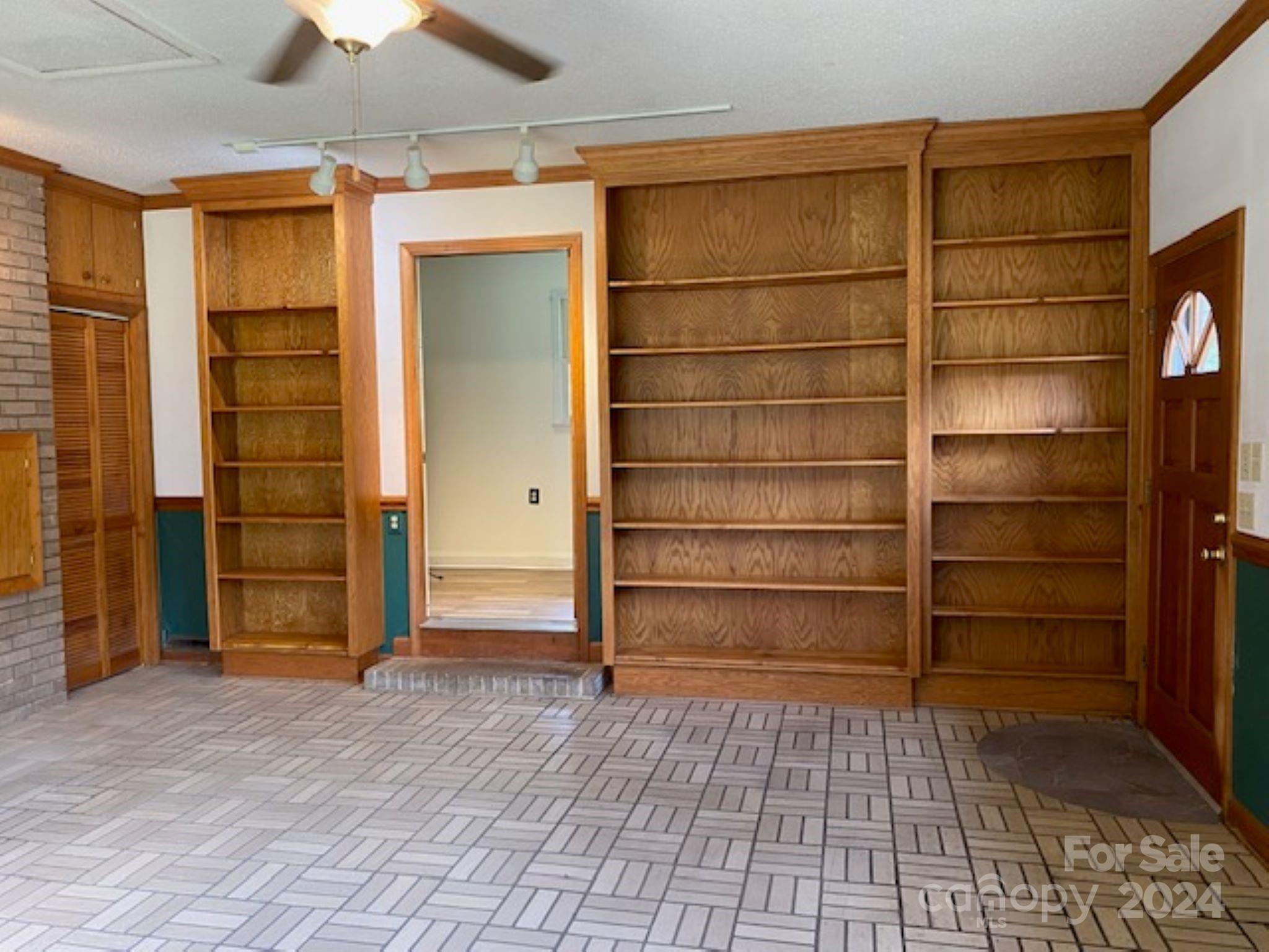 1089 Cedar Spring Road York, SC 29745 - Photo 7 of 27 Gallery Image 7