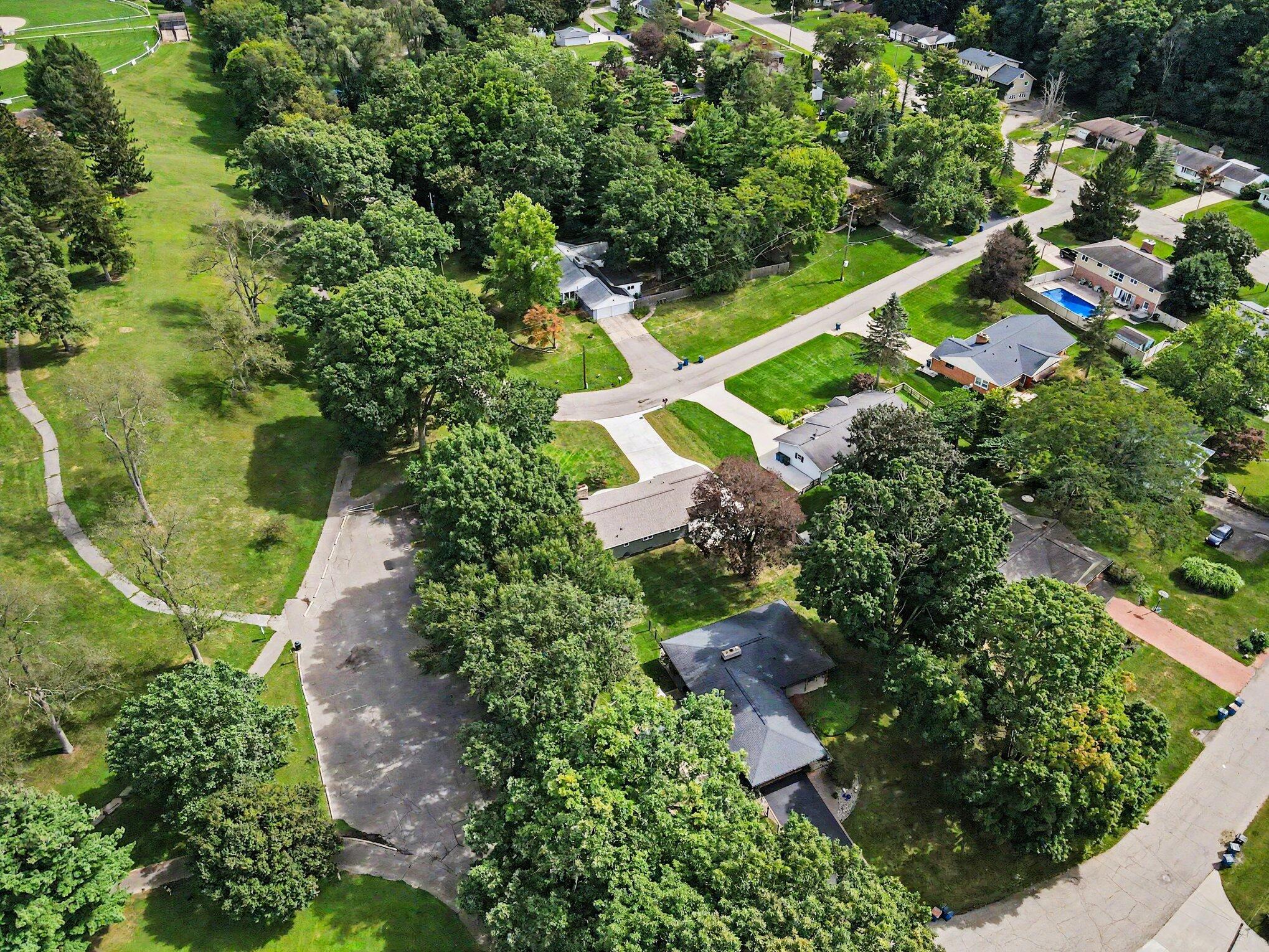506 Houston Road Kalamazoo, MI 49004 - Photo 40 of 50 040_file_2391