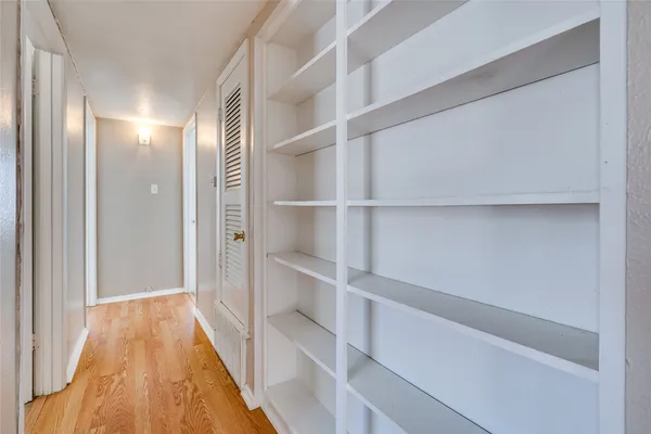 a view of a walk in closet