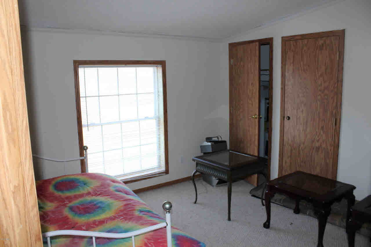 2121 Teske Road Marion, IL 62959 - Photo 5 of 13