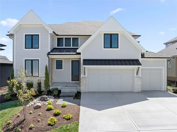 $948,900 | 12407 West 183rd Terrace, Overland Park, KS 66013