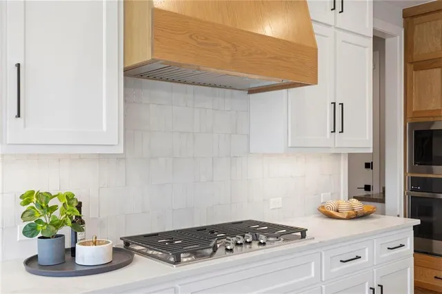 $899,350 | 12407 West 183rd Terrace, Overland Park, KS 66013