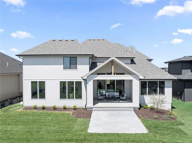 $899,350 | 12407 West 183rd Terrace, Overland Park, KS 66013