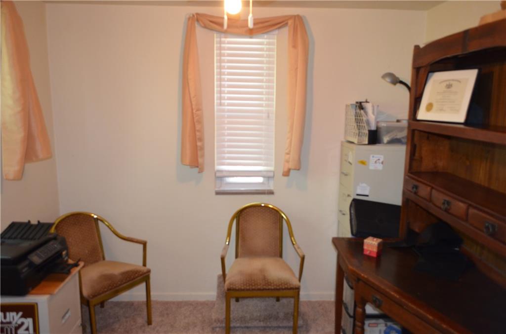 474 Haverhill Road Mt. Lebanon, PA 15228 - Photo 13 of 20 Bedroom 3