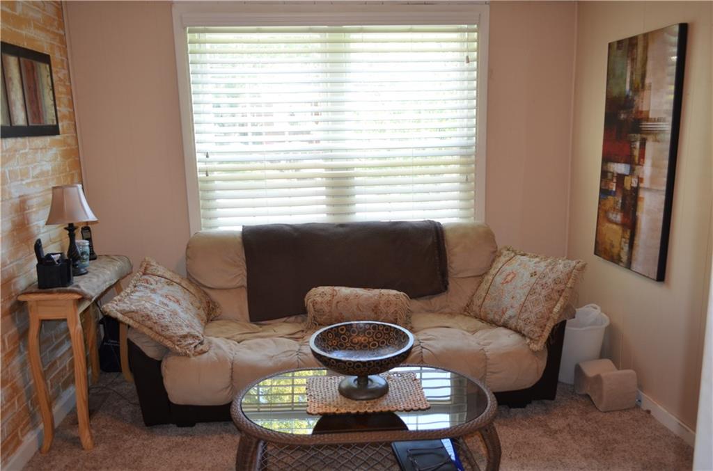 474 Haverhill Road Mt. Lebanon, PA 15228 - Photo 8 of 20 Sitting Room, office, den or even a nursery off of the master bedroom, note newer windows