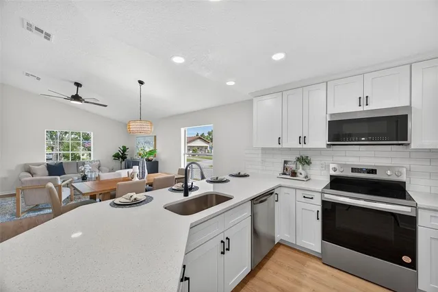 $425,000 | 2702 West St John Street, Tampa, FL 33607