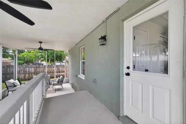 $425,000 | 2702 West St John Street, Tampa, FL 33607