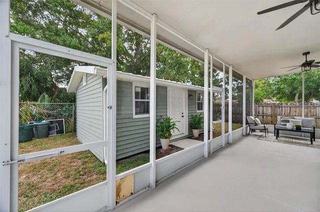 $425,000 | 2702 West St John Street, Tampa, FL 33607