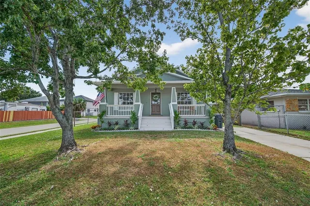 $425,000 | 2702 West St John Street, Tampa, FL 33607