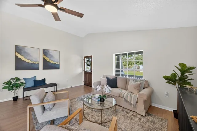 $425,000 | 2702 West St John Street, Tampa, FL 33607