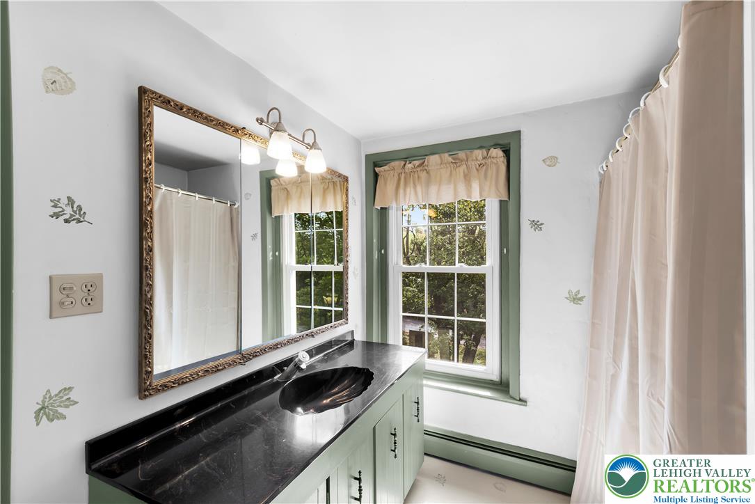 8048 Valley Road Fogelsville, PA 18051 - Photo 58 of 66 2nd floor