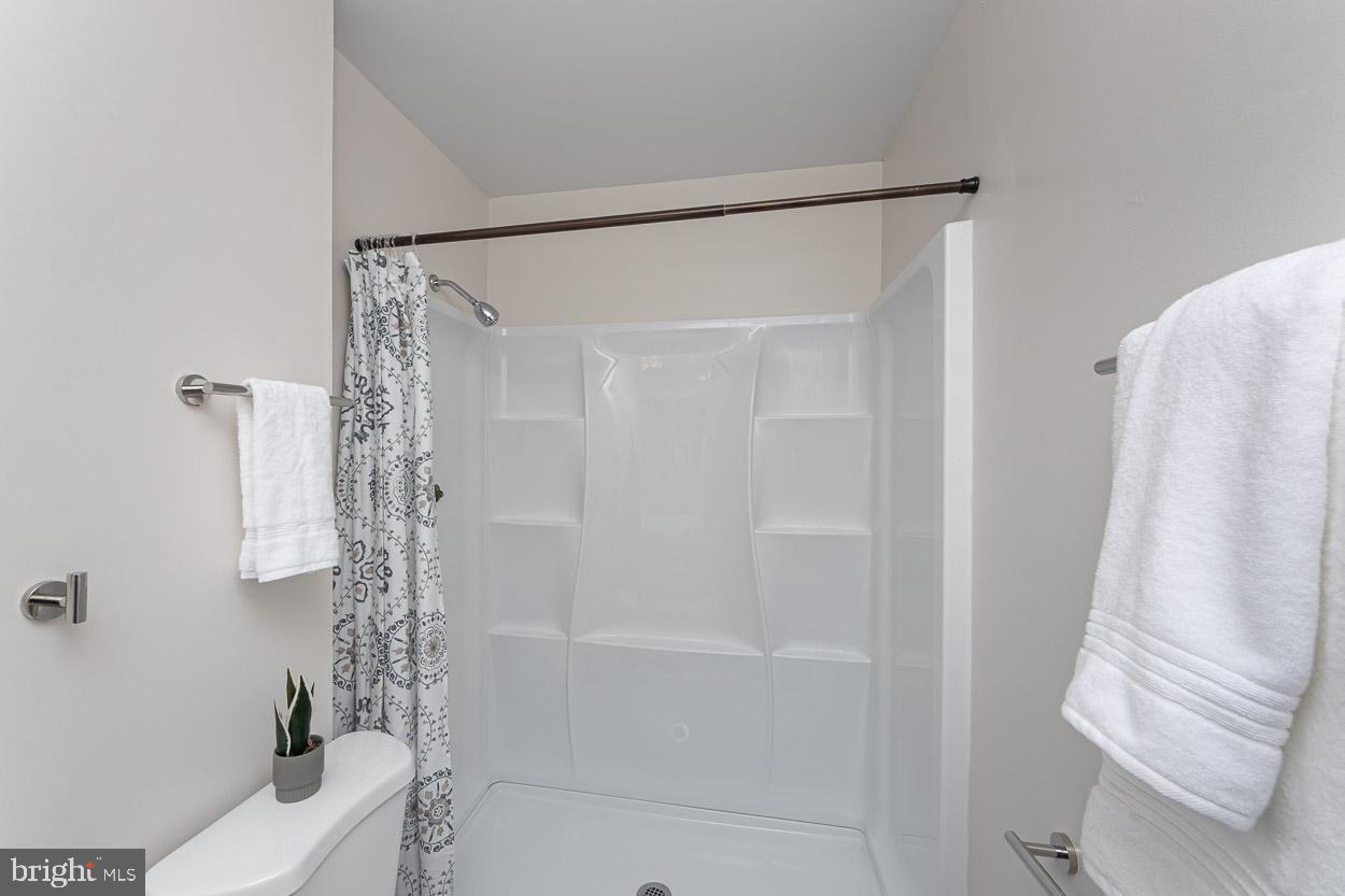 9054 Centerway Road Gaithersburg, MD 20879 - Photo 25 of 40