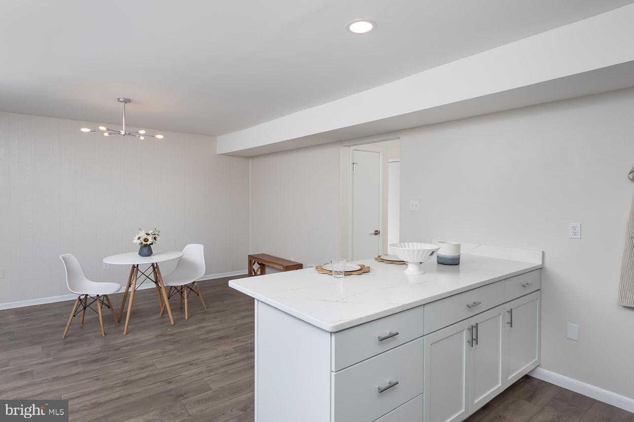 9054 Centerway Road Gaithersburg, MD 20879 - Photo 7 of 40