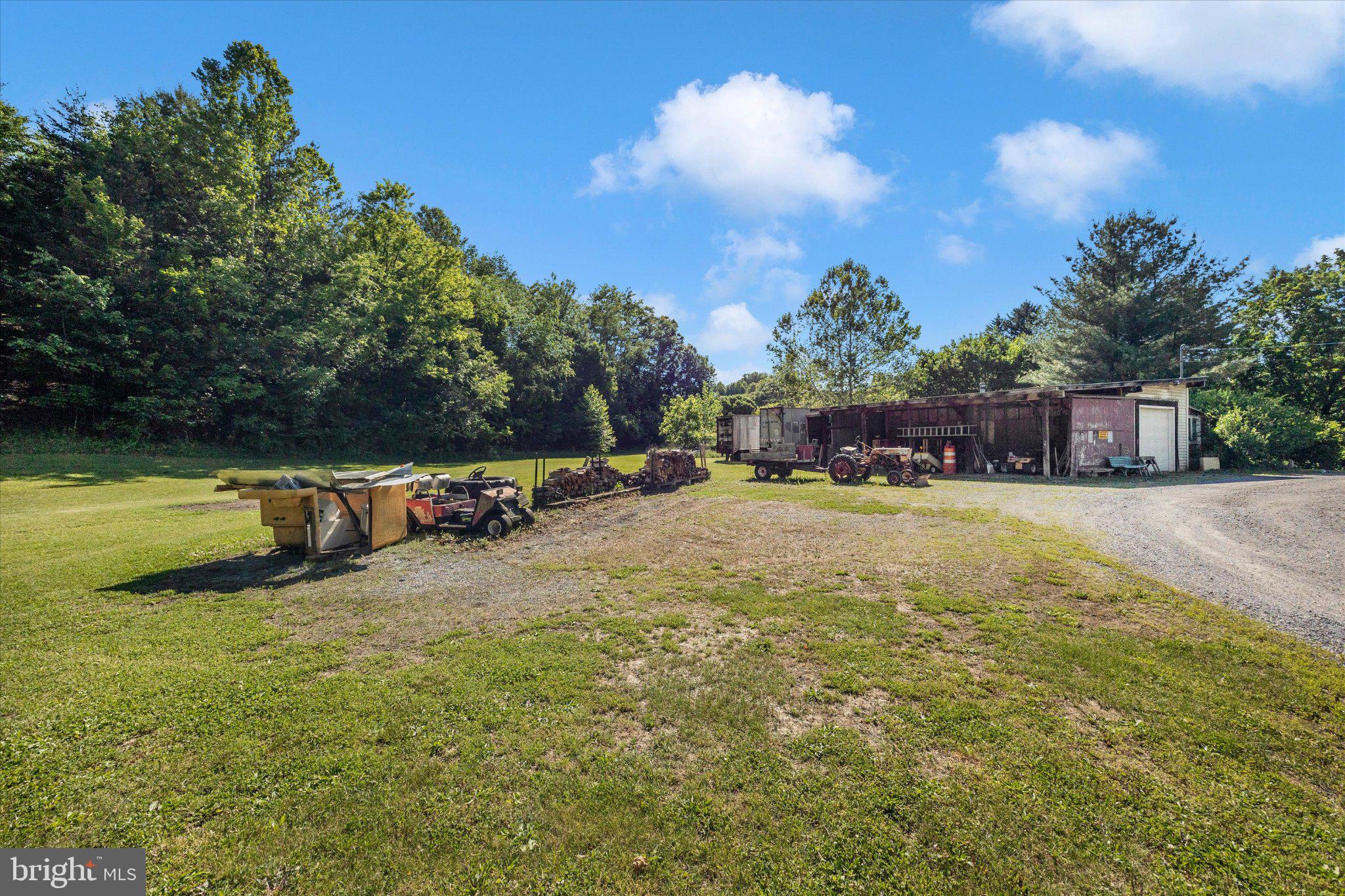14721 Albert Staub Road Thurmont, MD 21788 - Photo 38 of 46 a view of a house with swimming pool